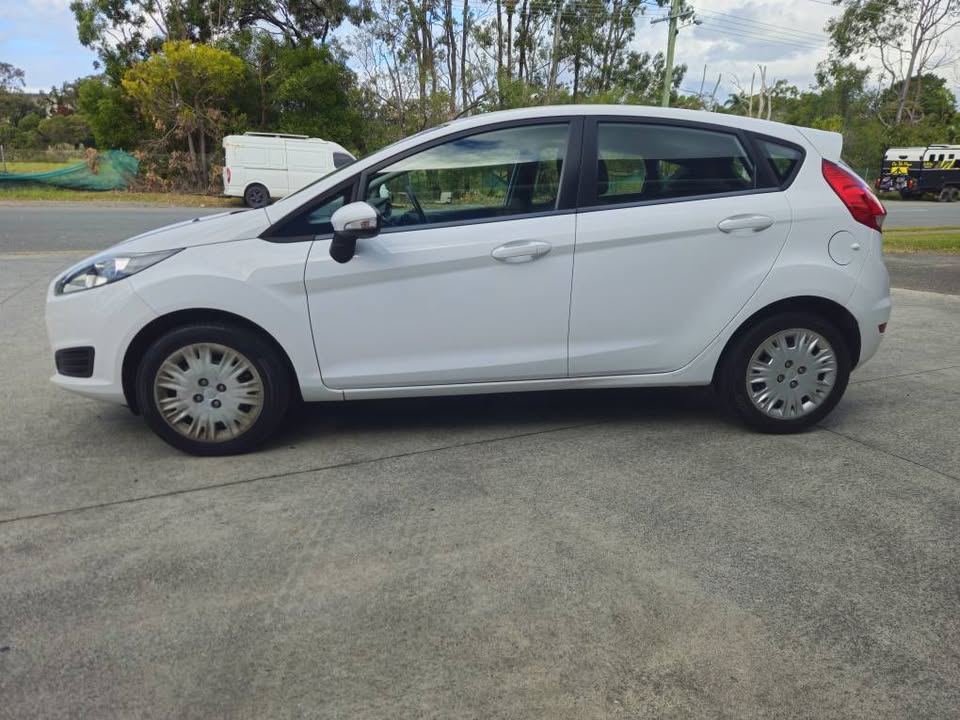 2014 Ford Fiesta- abn finance 5.jpg